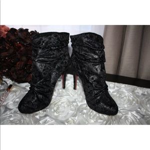 Anthropologie Luxury Lebel Black Fabric Booties 8